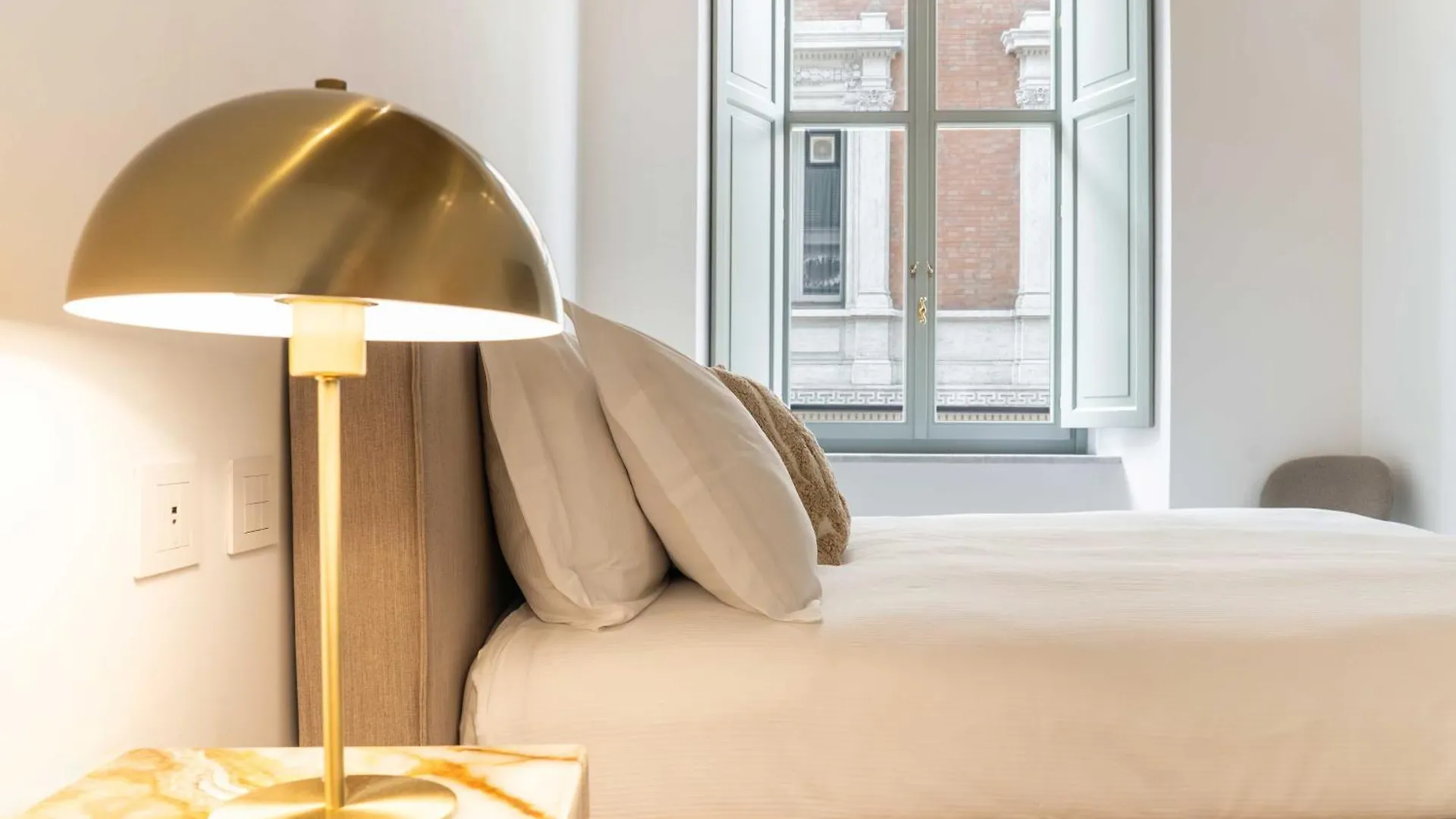 Apartment Palazzo Raggi Luxury Accomodation Rome