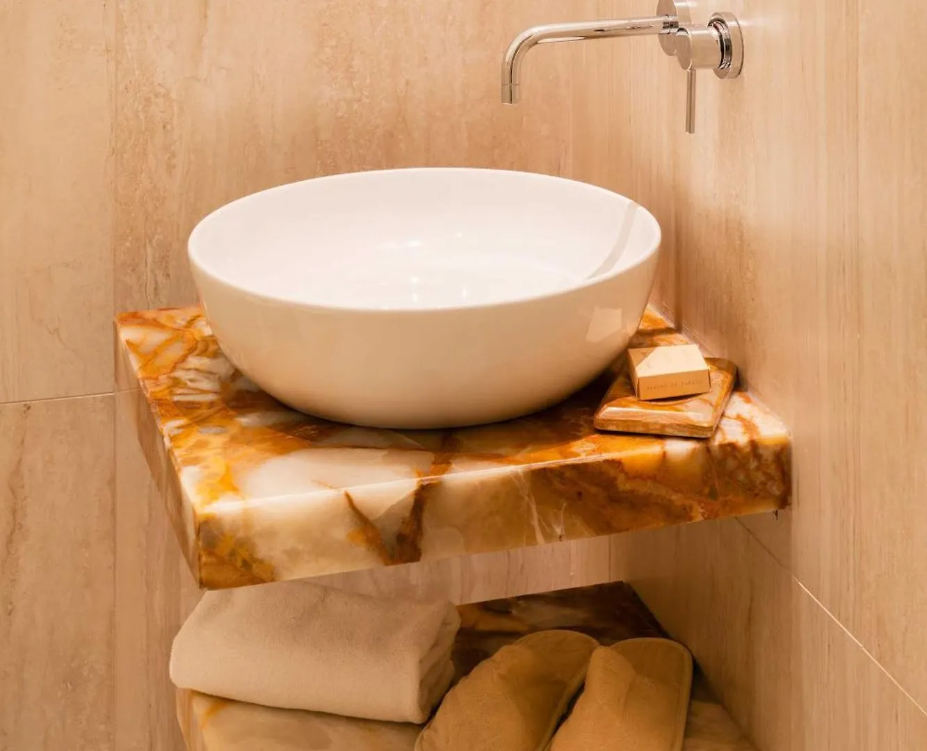 Palazzo Raggi Luxury Accomodation Roma